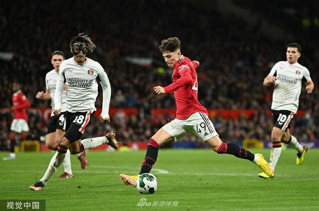 功绝非偶然 功绝非偶然