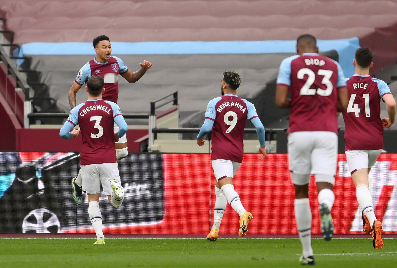 高的战术执 高的战术执