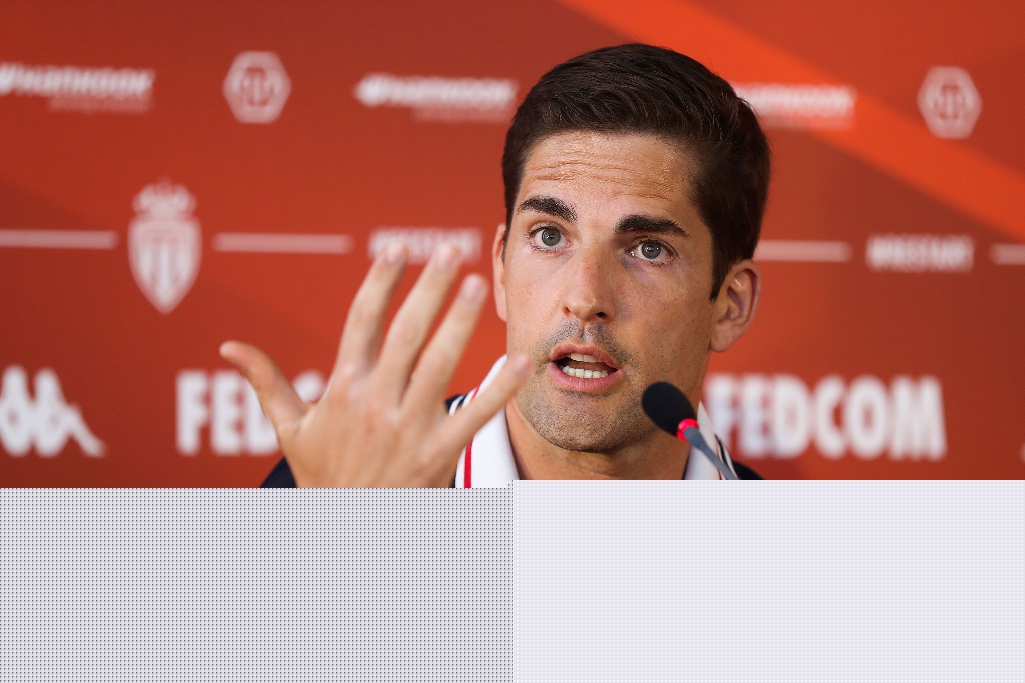 一面镜子 一面镜子